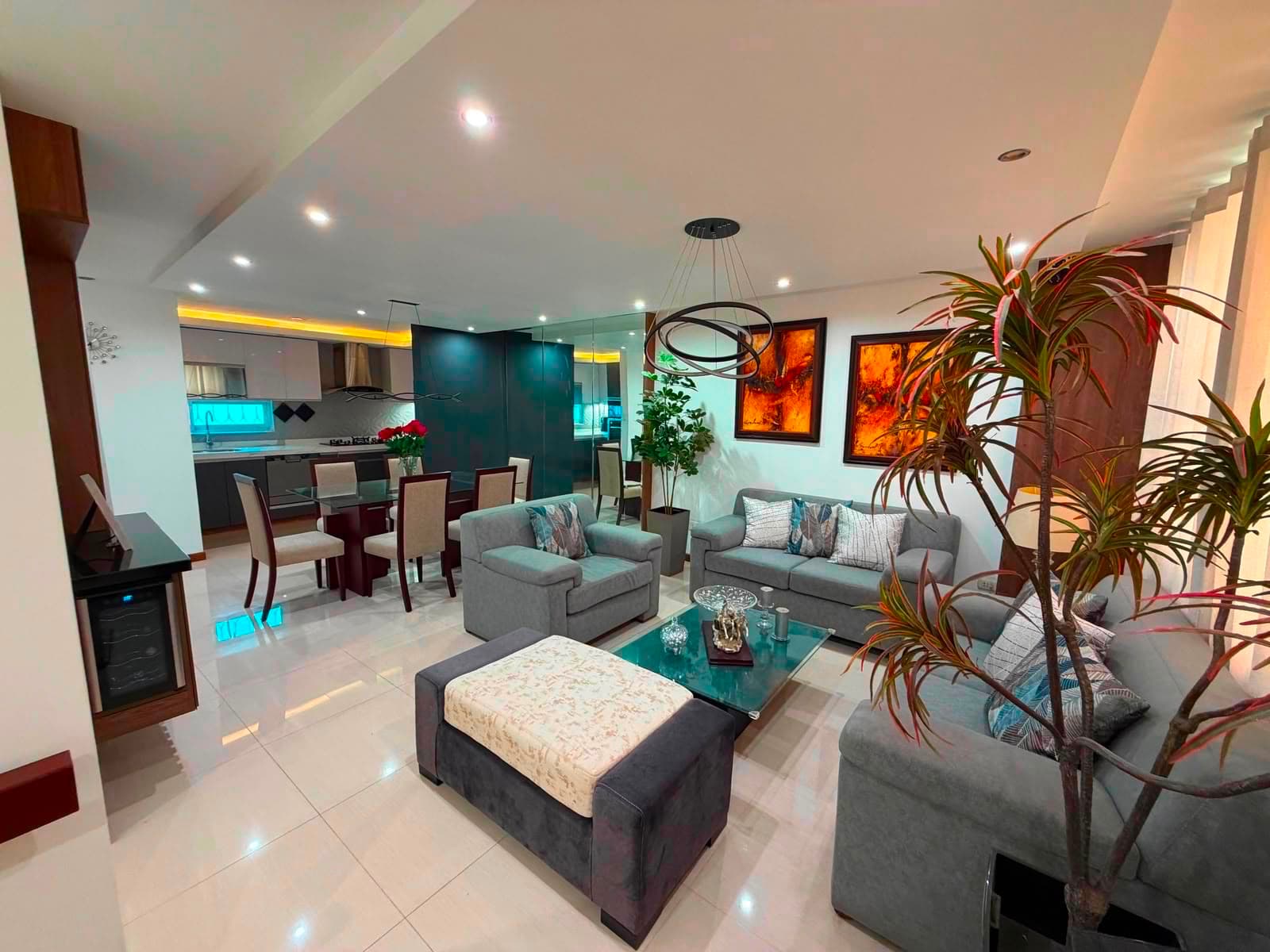 Casa 3 Pisos — Jirón Estete