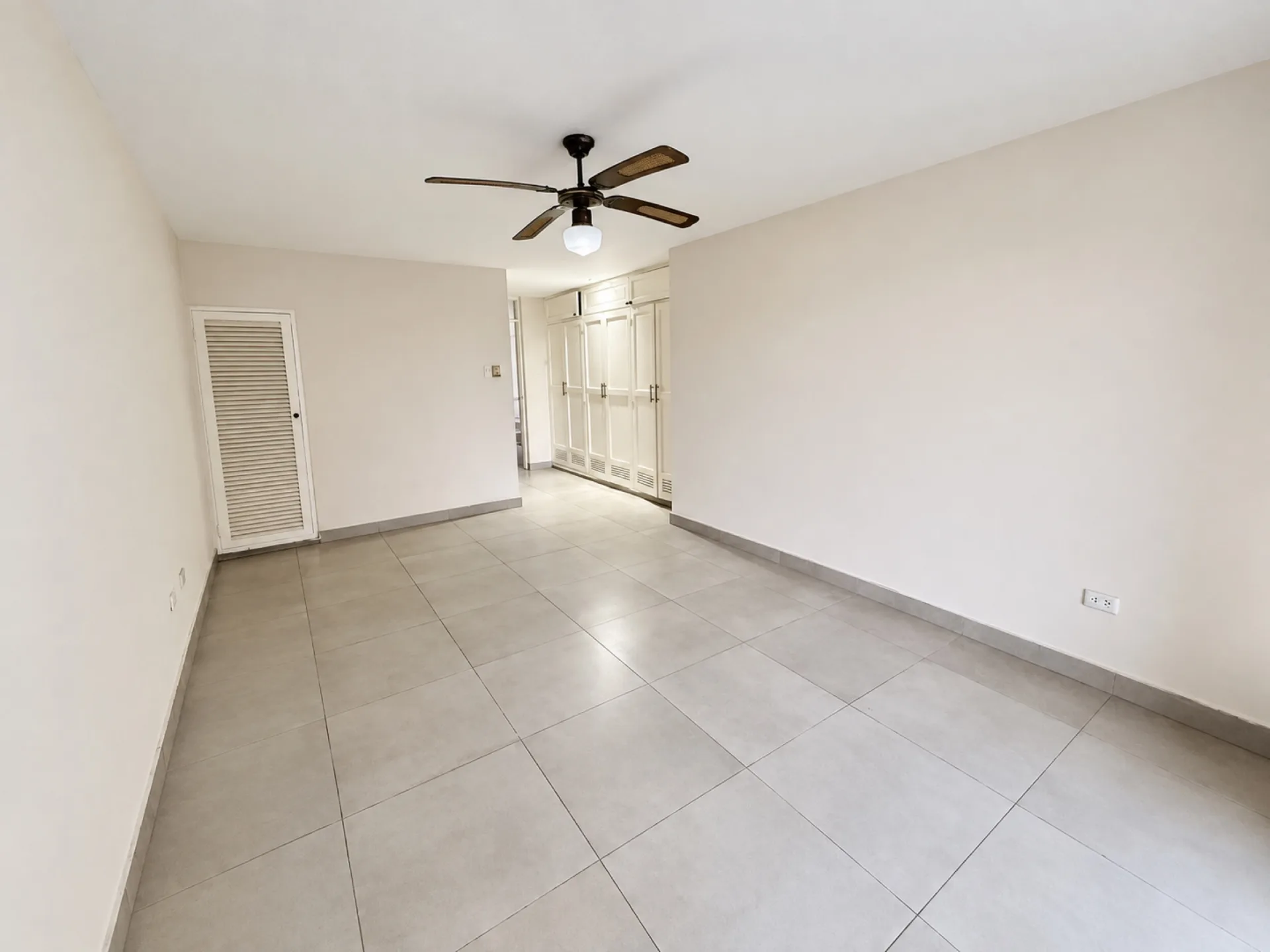 Penthouse en Alquiler – California — foto 21