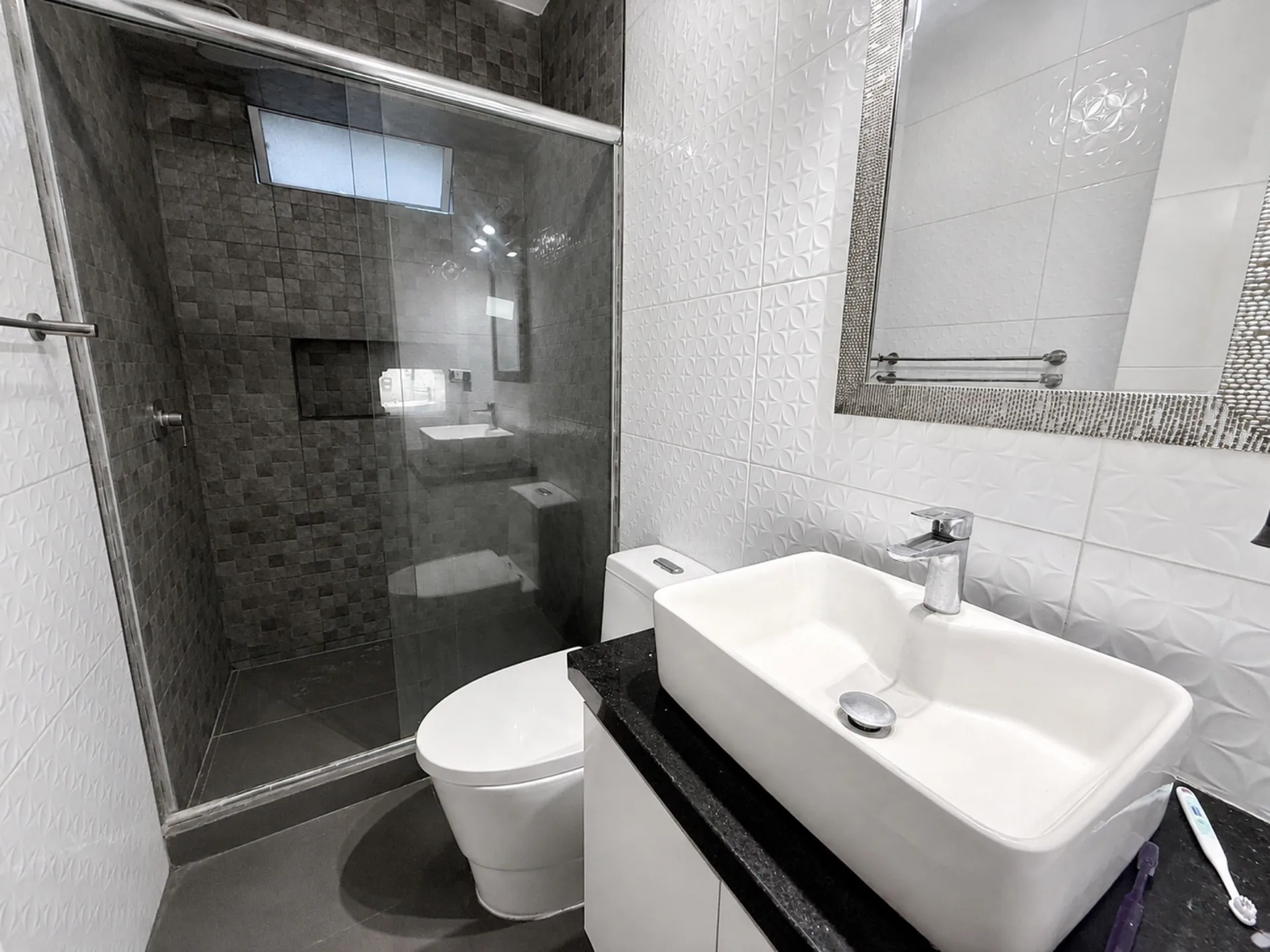 Depa amoblado Hortensias Piso 10 — foto 3