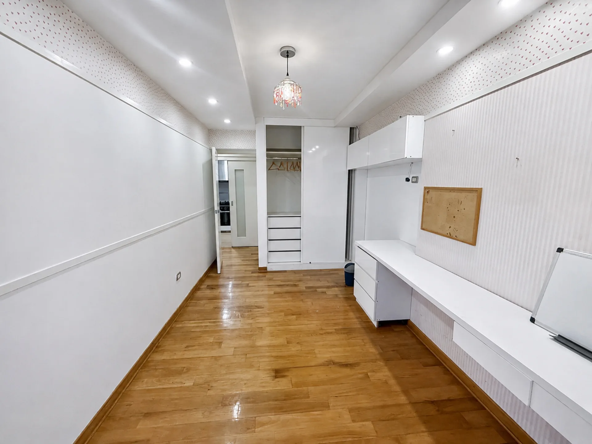 Depa amoblado Hortensias Piso 10 — foto 8